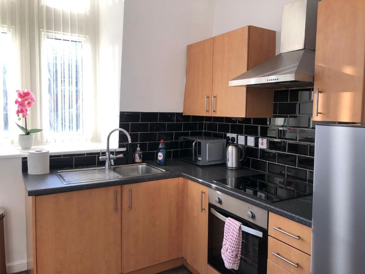 4 Bed City Centre Flat ลิเวอร์พูล ภายนอก รูปภาพ